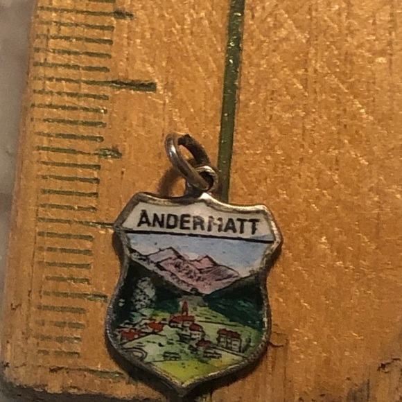 VTG 800 Silver & Enamel Andermatt Travel Sheild Souvenir Charm Bracelet Charm - Picture 3 of 3